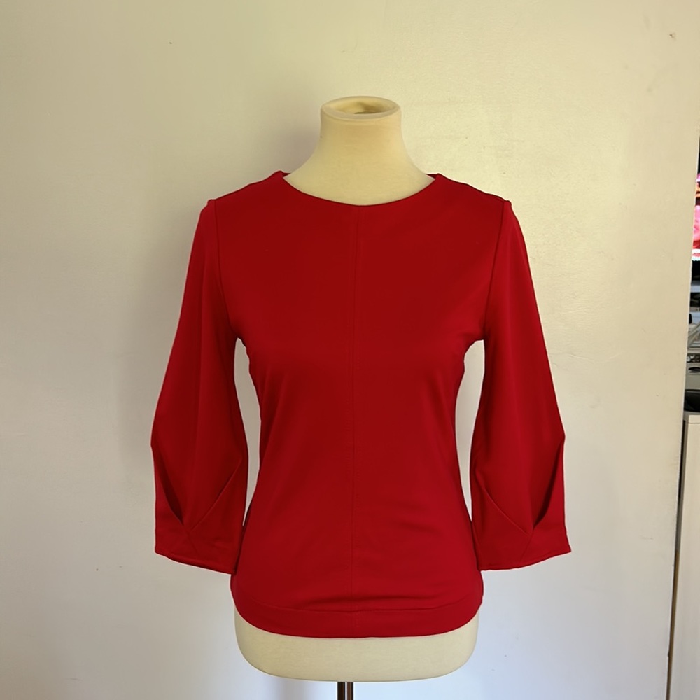 LIMITED TOP